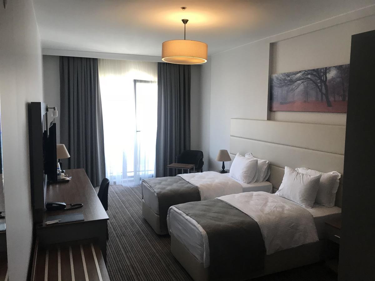 Erbaa Familya Otel מראה חיצוני תמונה